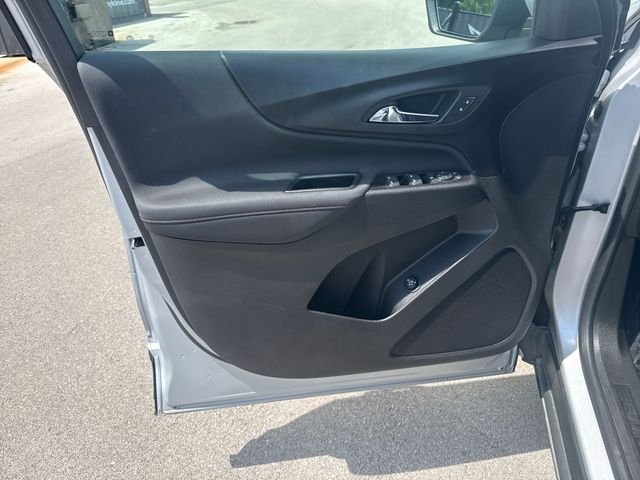 Used 2022 Silver Chevrolet RS image 12