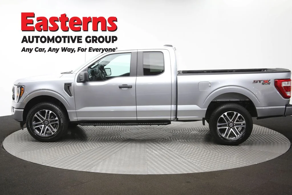 Used 2023 Silver Ford XL image 61
