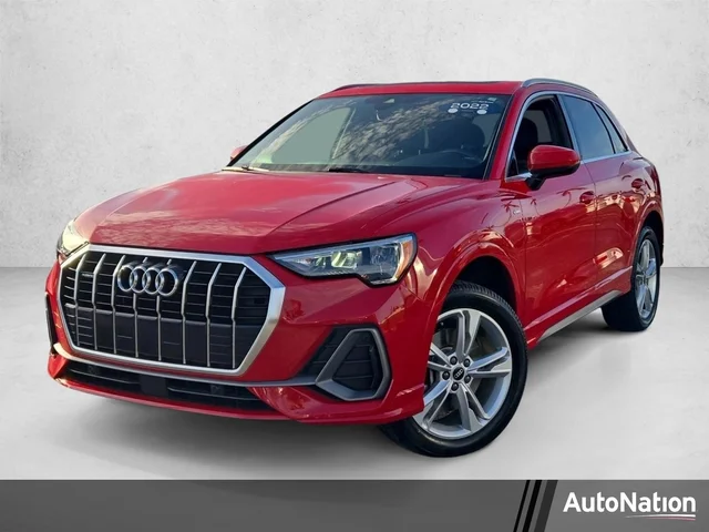 2022 Audi Q3 S line Premium