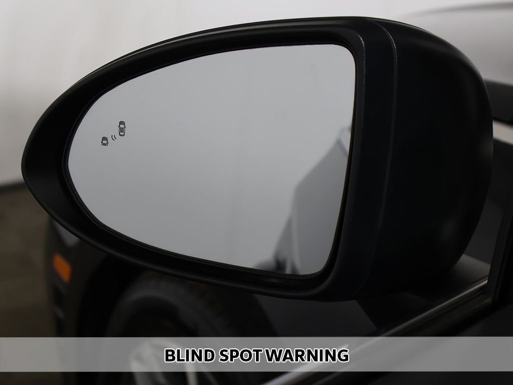 Used 2023 Blue Hyundai SEL image 5