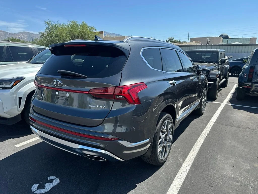 Used 2023 Gray Hyundai Calligraphy image 4