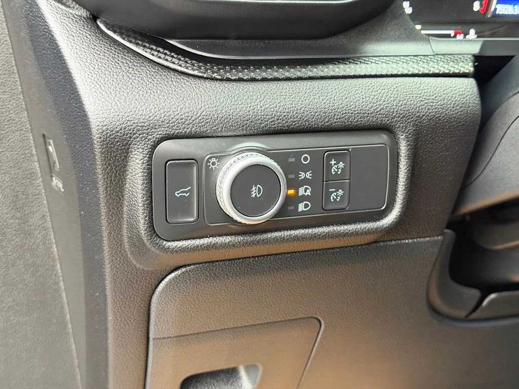 Used 2022 Blue Ford ST-Line image 25