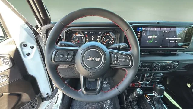 Used 2024 White Jeep Rubicon image 14