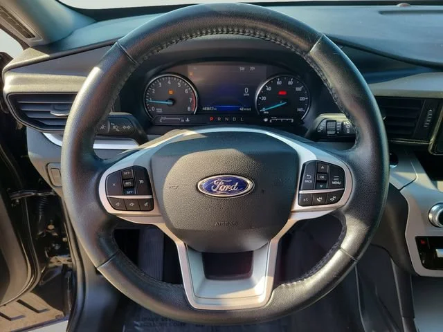 Used 2022 Black Ford XLT image 28