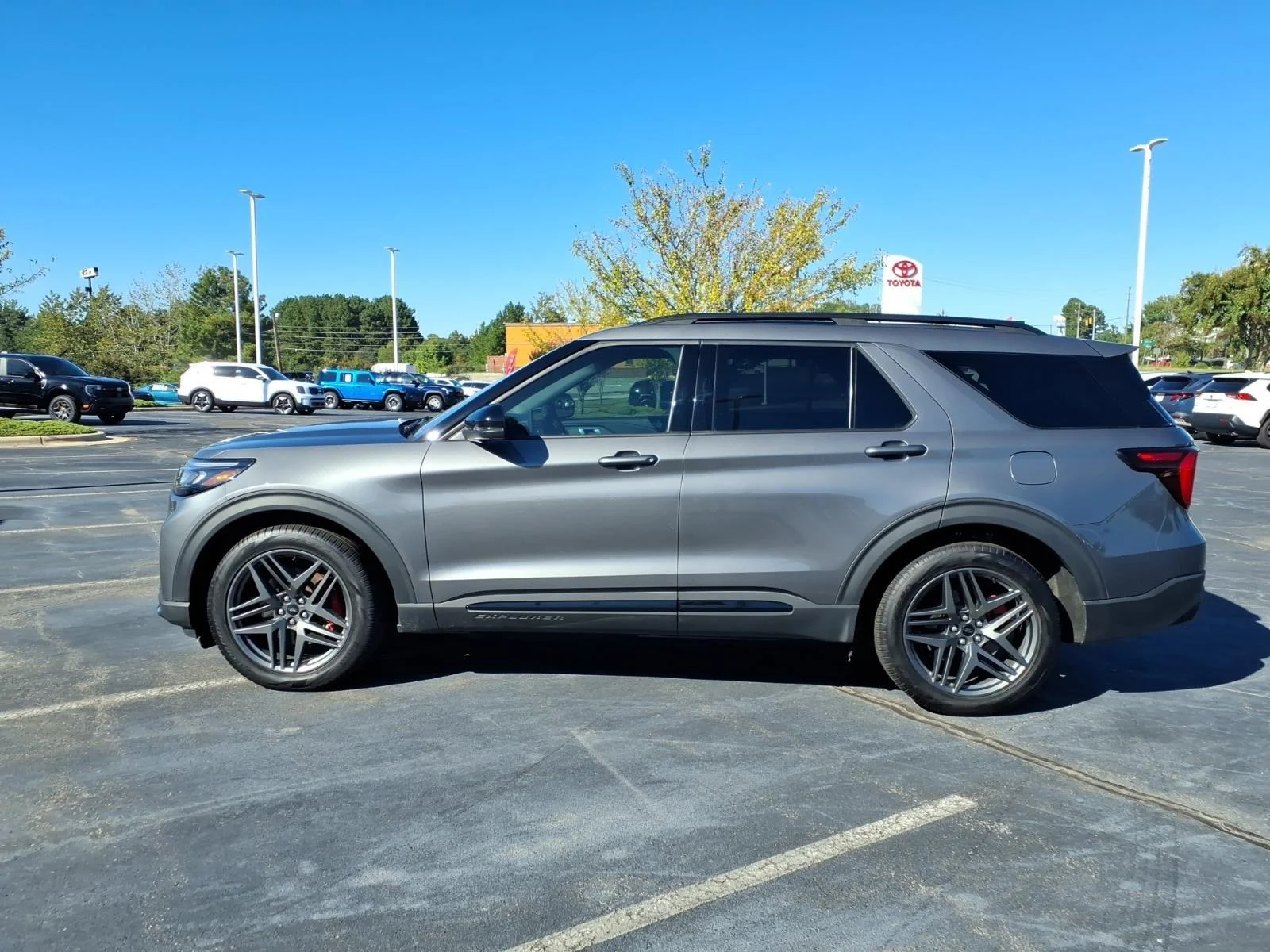 Used 2025 Carbonized Gray Metallic Ford ST image 3