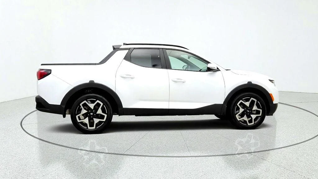 Used 2022 Ice White Hyundai Limited AWD image 4