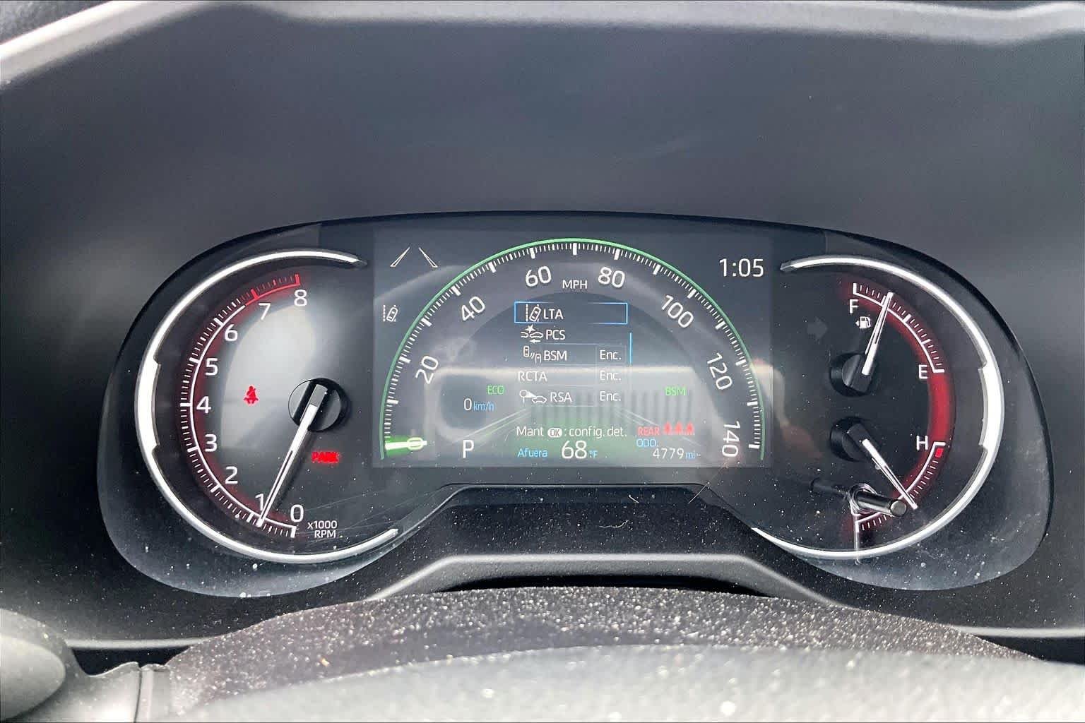 Used 2025 Silver Sky Metallic Toyota XLE image 23