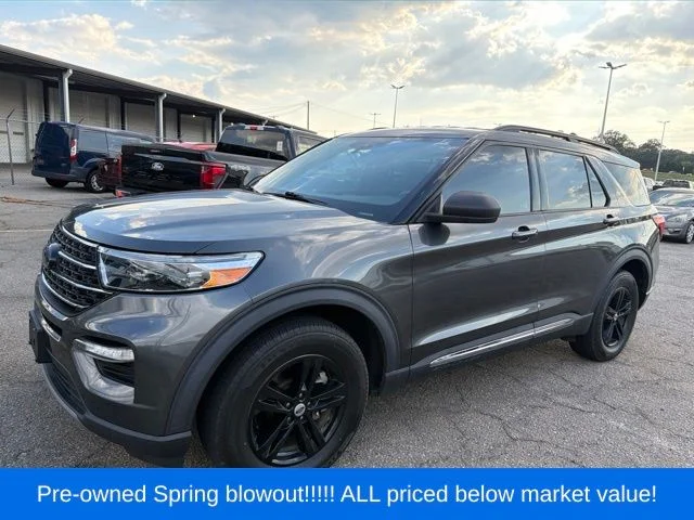 Used 2020 Gray Ford XLT image 3