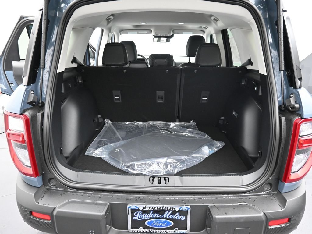 New 2026 Azure Gray Metallic Tri-Coat Ford Outer Banks® image 22