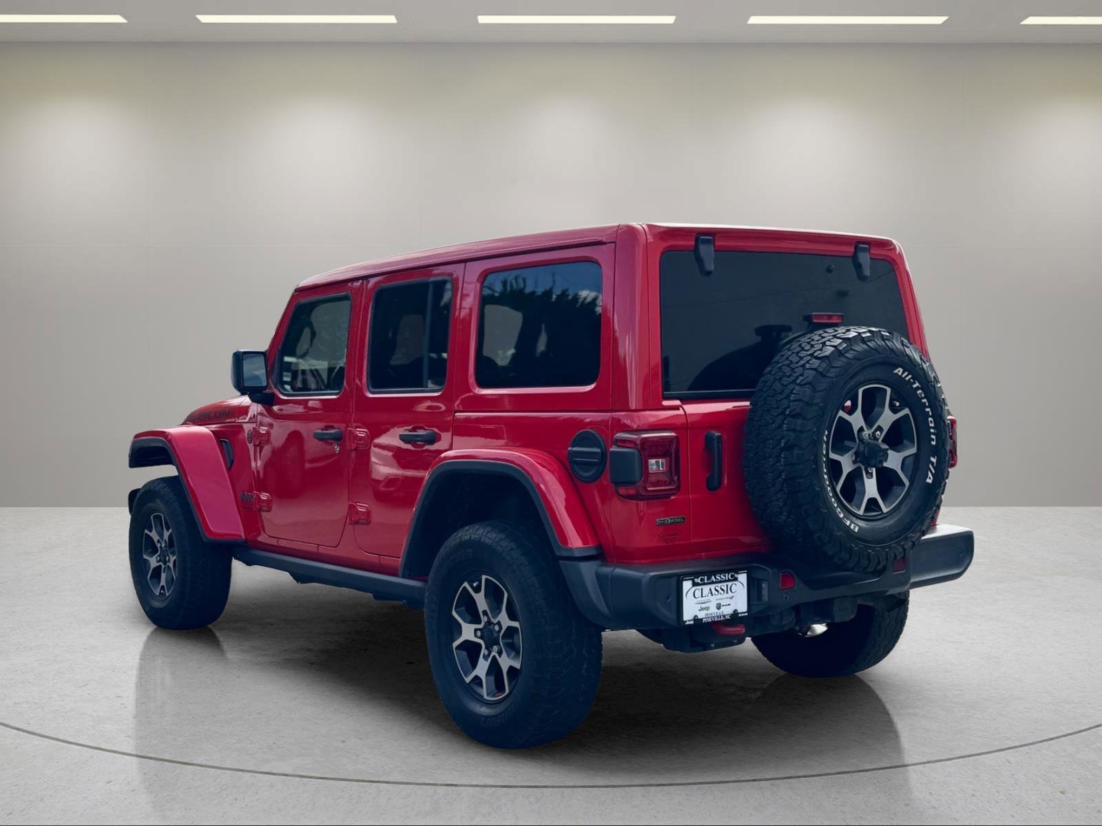 Used 2021 Firecracker Red Clearcoat Jeep Unlimited Rubicon image 3
