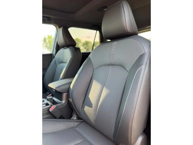 New 2026 ICE SILVER METALLIC Subaru Touring XT image 34