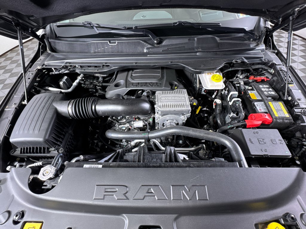 New 2026 Granite Crystal Metallic Clear-Coat Exterior Paint RAM Longhorn image 3