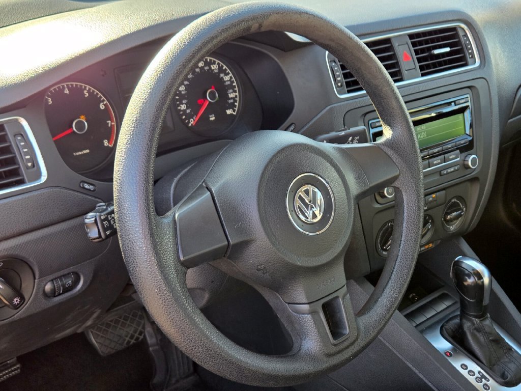 Used 2013 Black Volkswagen 2.0L S image 25