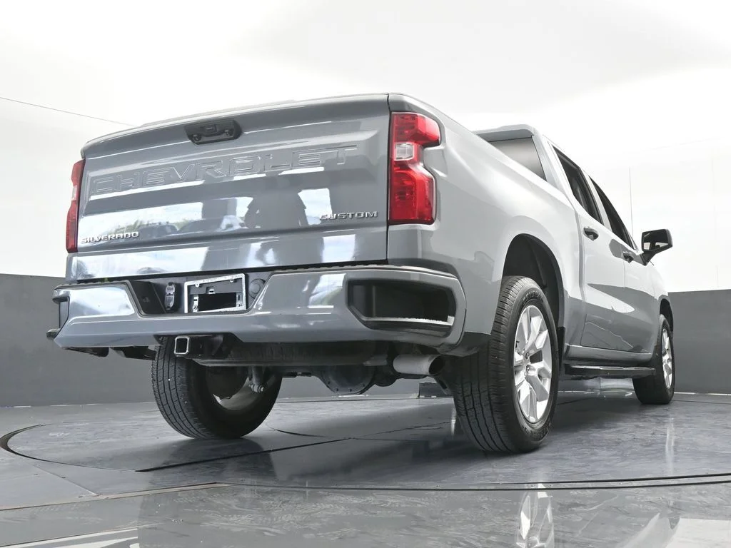 Used 2024 Slate Gray Metallic Chevrolet Custom image 62