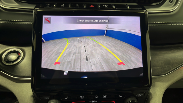 Used 2023 Diamond Black Crystal Pearlcoat Jeep Overland image 14
