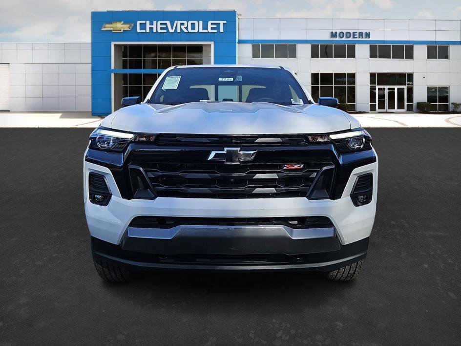 2025 Chevrolet Colorado Z71 - Photo 7