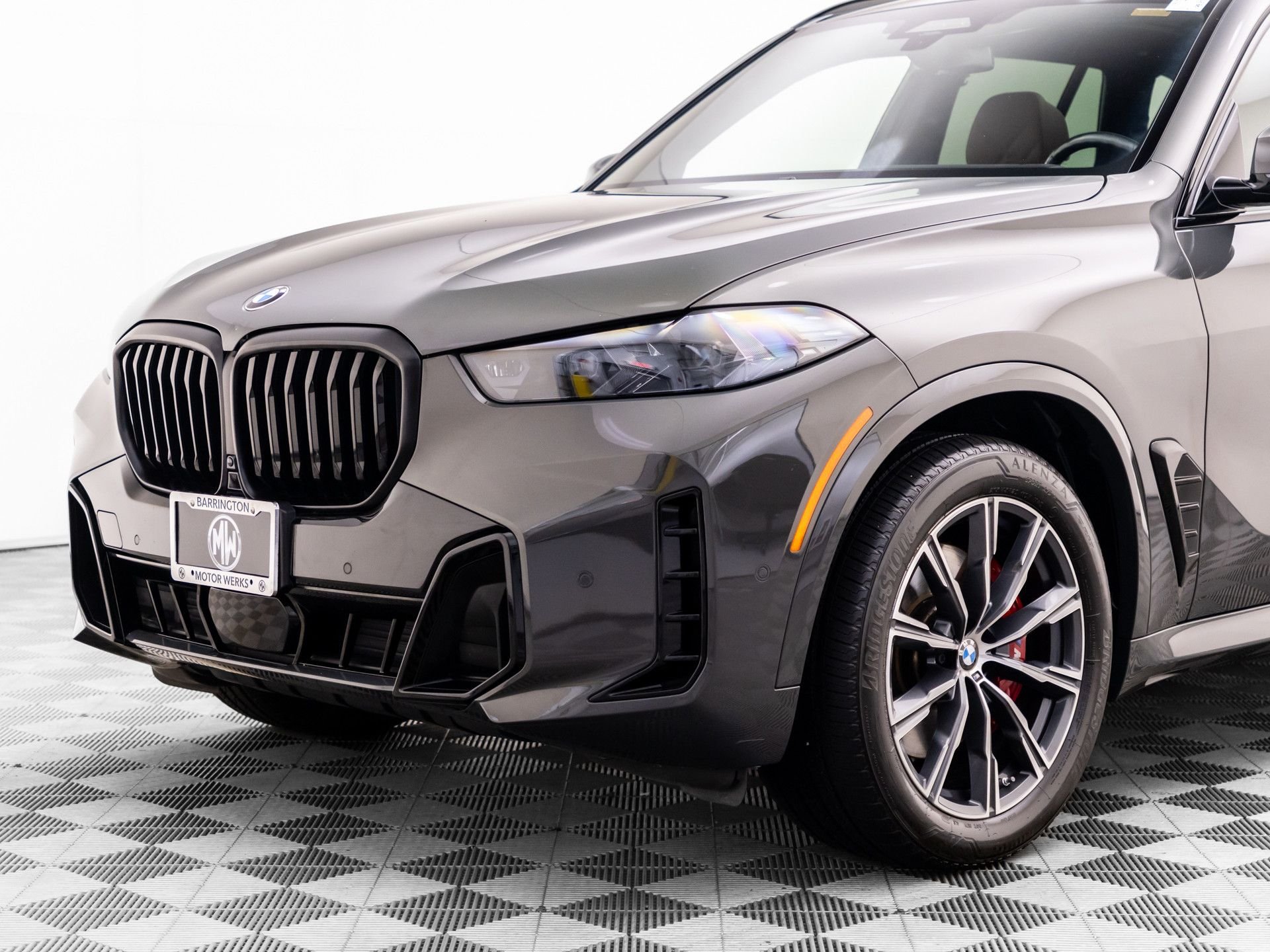 Certified Used 2024 Dravit Grey Metallic BMW xDrive40i image 40