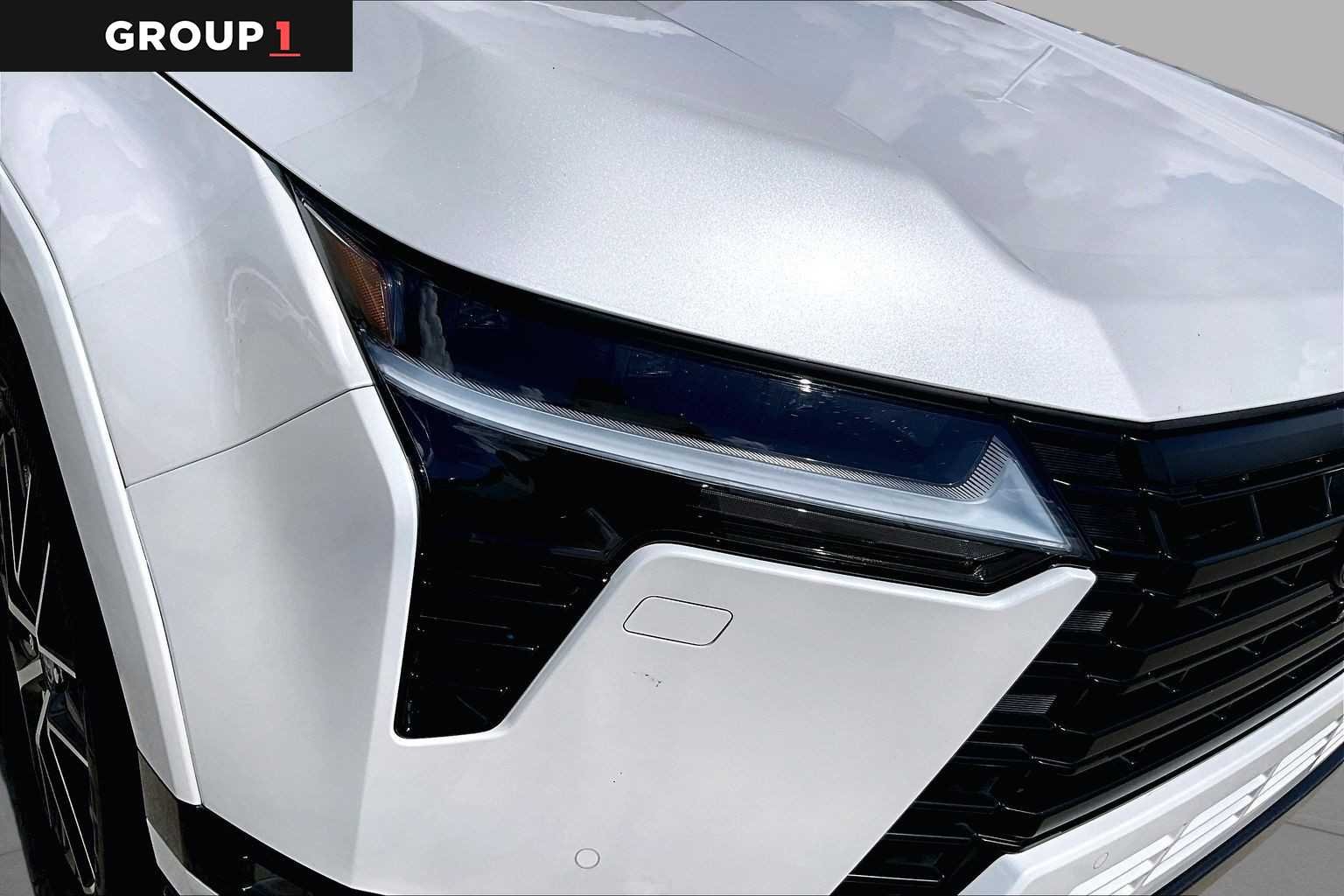 Certified Used 2024 EMINENT WHITE PEARL Lexus Premium+ image 25