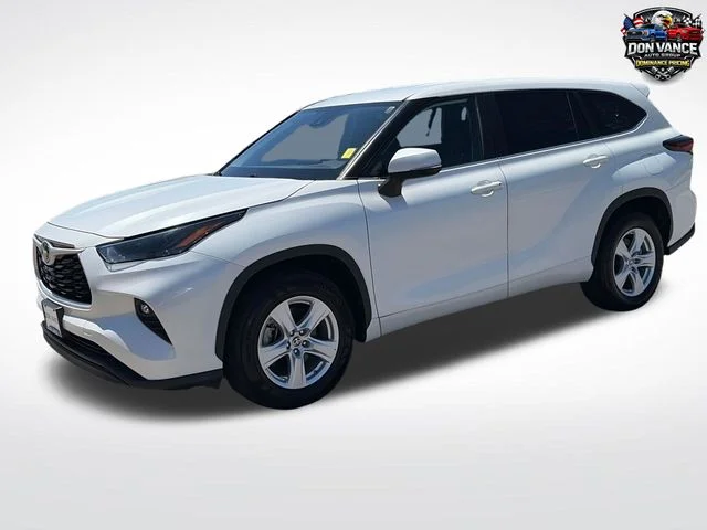 2024 Toyota Highlander LE