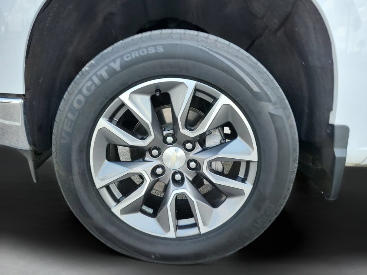 Used 2022 Summit White Chevrolet LT image 33