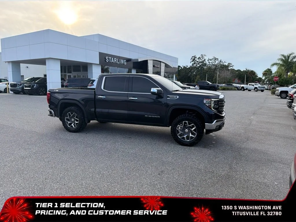 Used 2025 Titanium Rush Metallic GMC SLT image 3