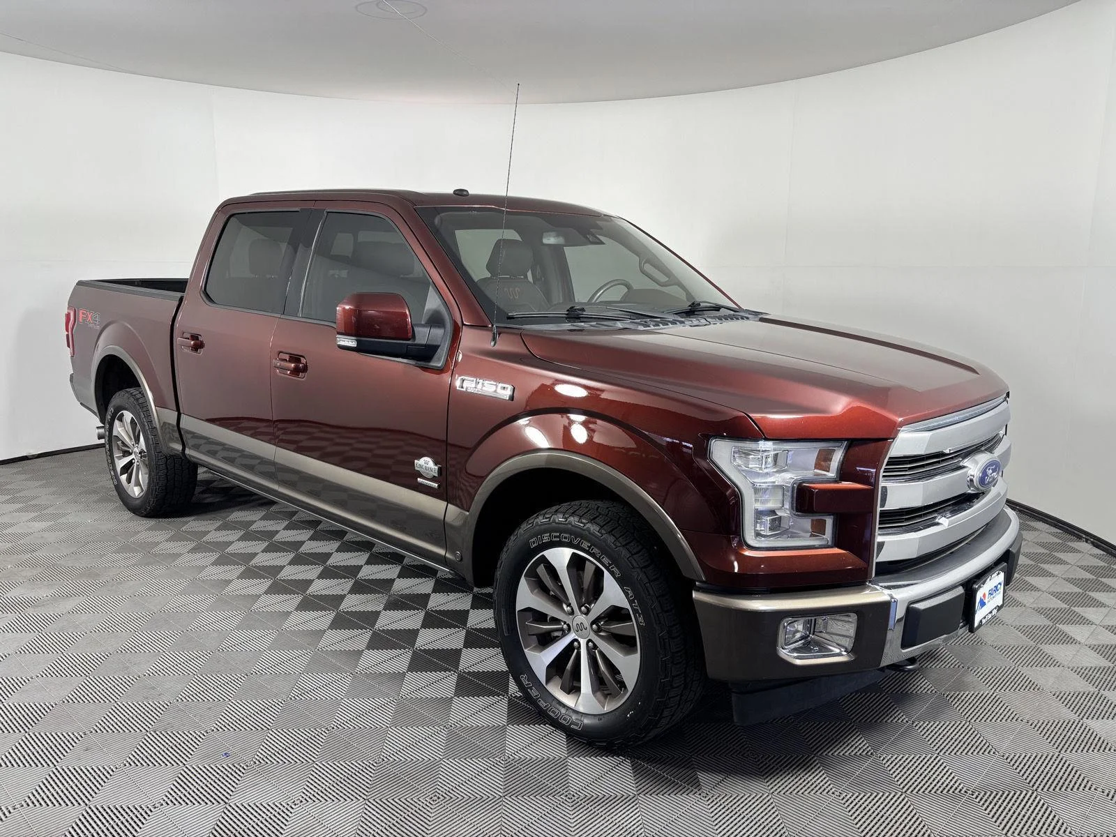 Used 2017 Bronze Fire/Caribou Ford King Ranch image 10