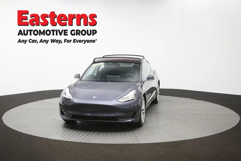 Used 2018 Gray Tesla Long Range image 47