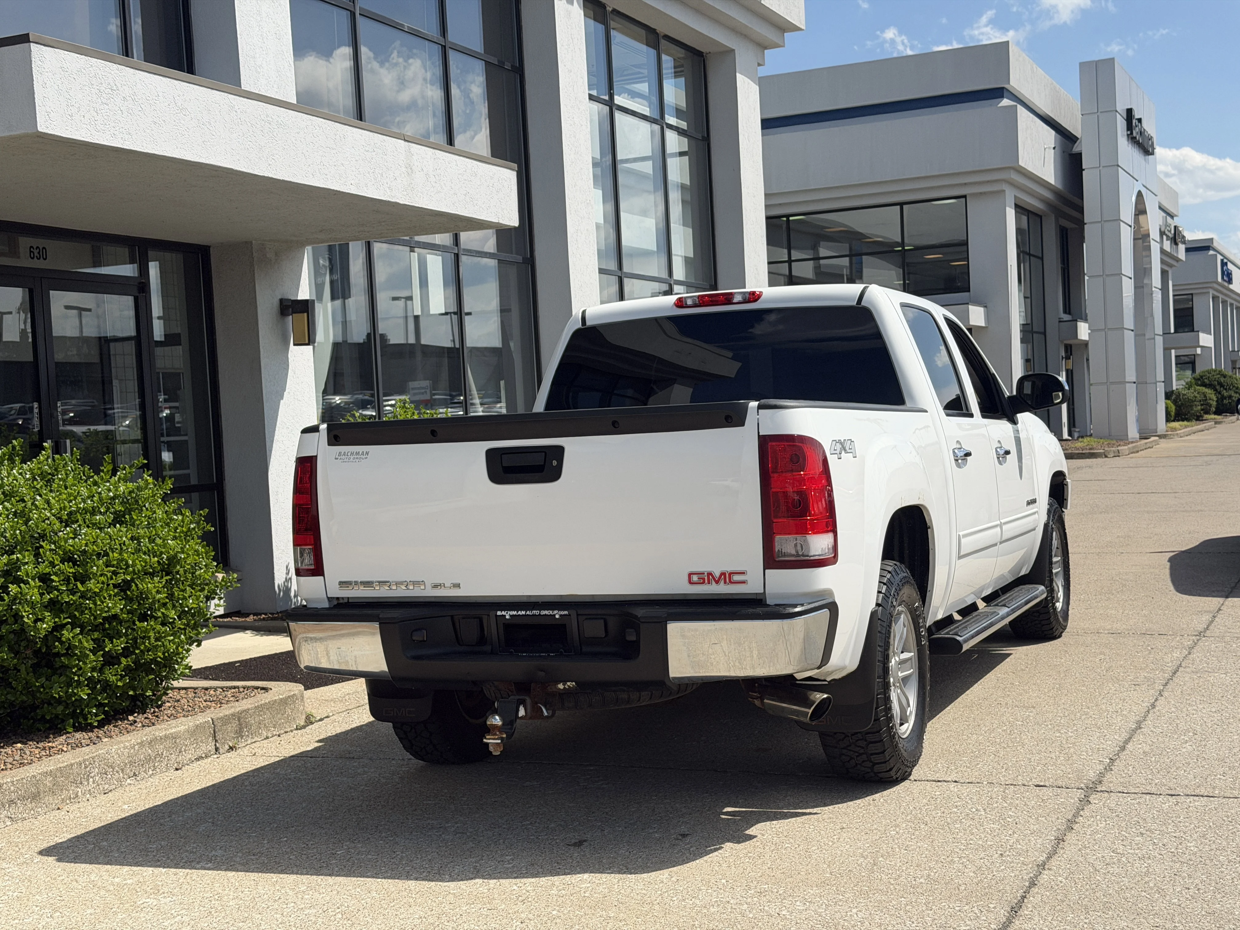 Used 2012 Summit White GMC SLE image 5