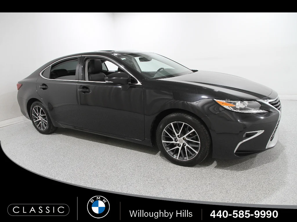 2016 Lexus ES