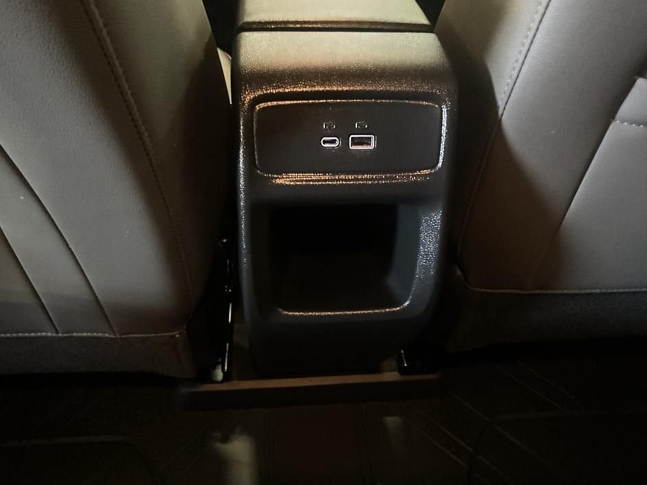 Used 2025 Green Chevrolet ACTIV image 29