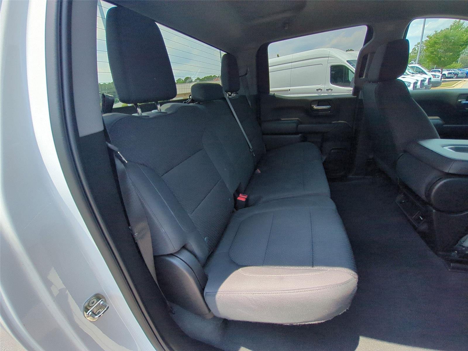 Used 2022 Summit White Chevrolet Custom image 33