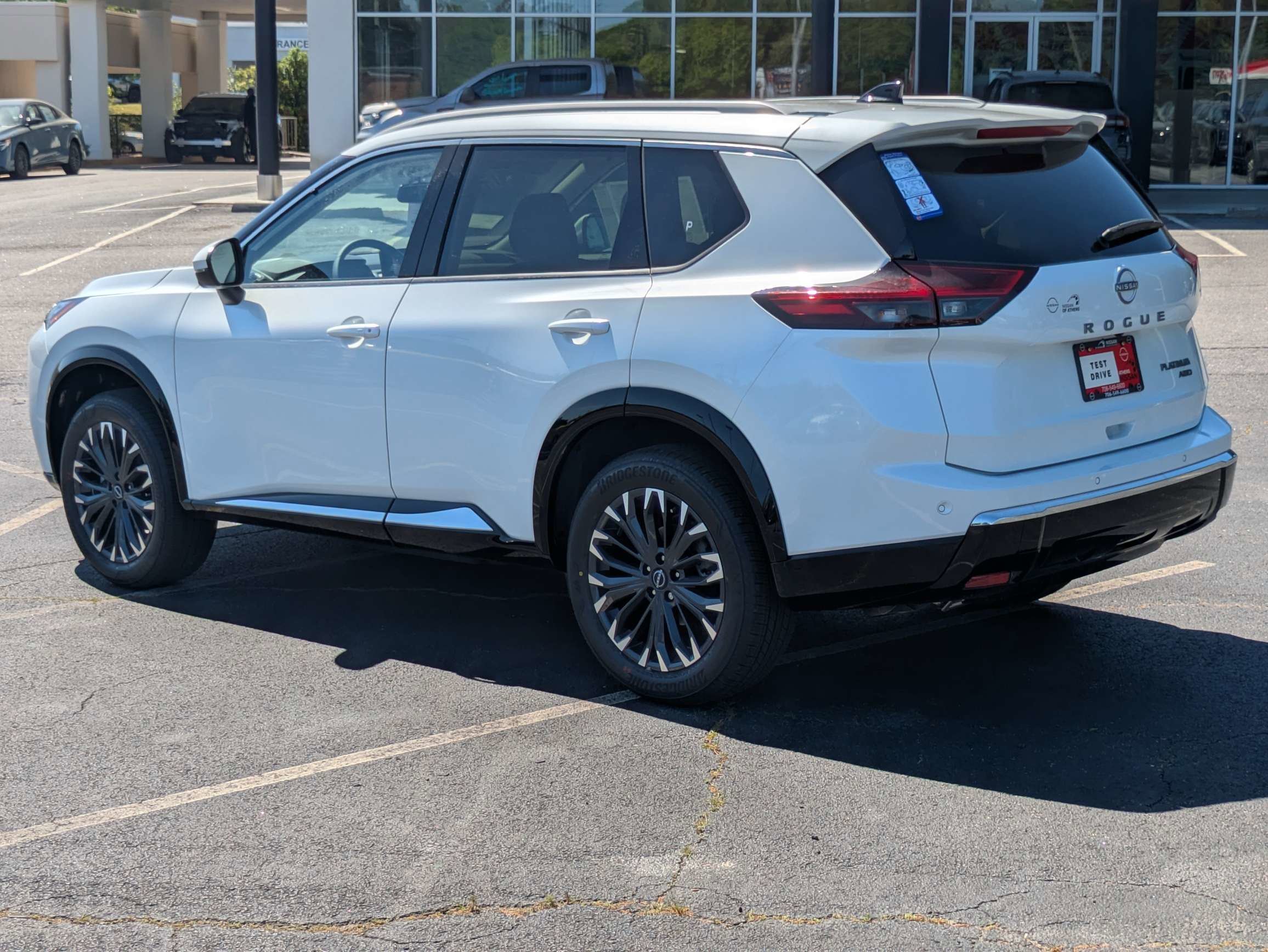 New 2026 White Nissan Platinum image 3