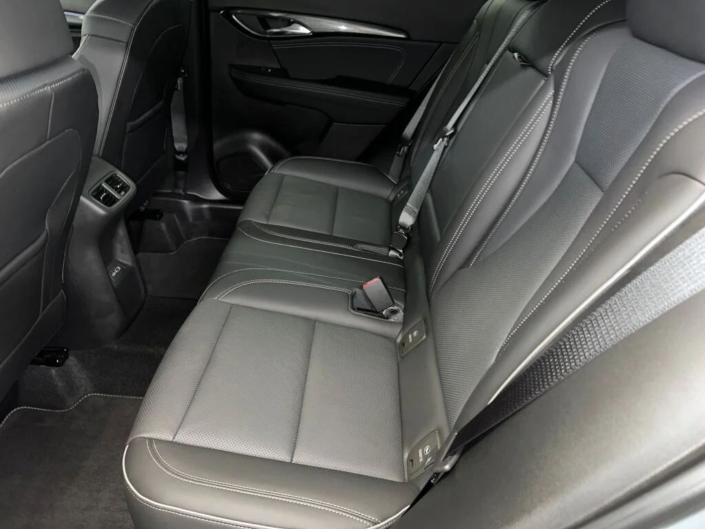 Used 2023 Moonstone Gray Metallic Buick Essence image 20