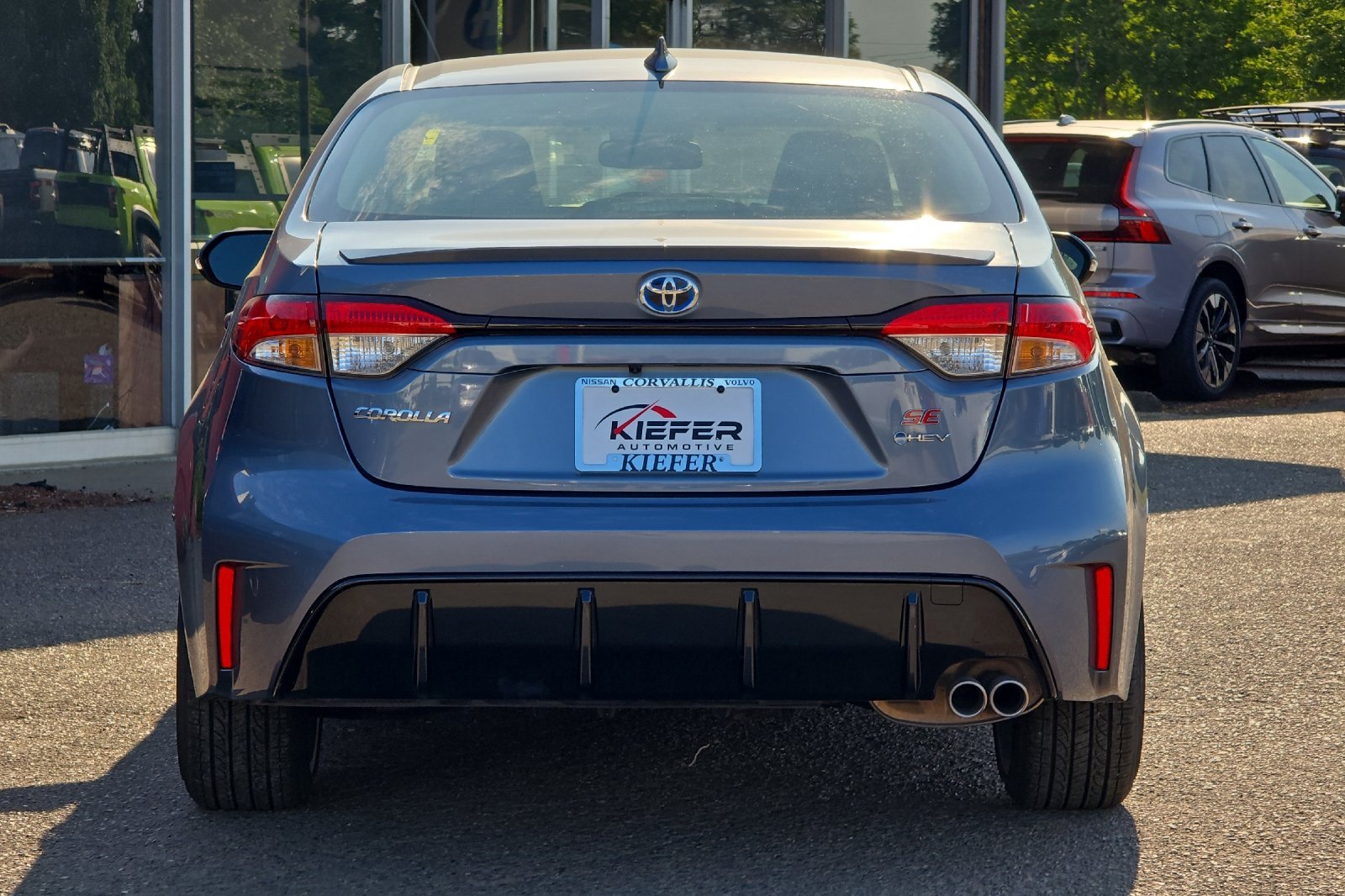 Used 2025 Blue Toyota Hybrid LE image 5