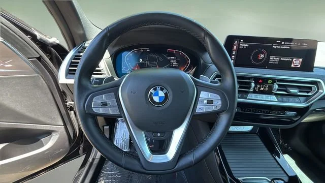 Used 2024 Black BMW xDrive30i image 12