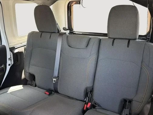 Used 2024 White Jeep Sahara image 13