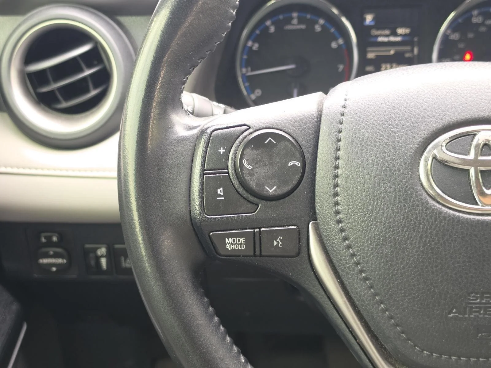 Certified Used 2018 Galactic Aqua Mica Toyota Limited image 36