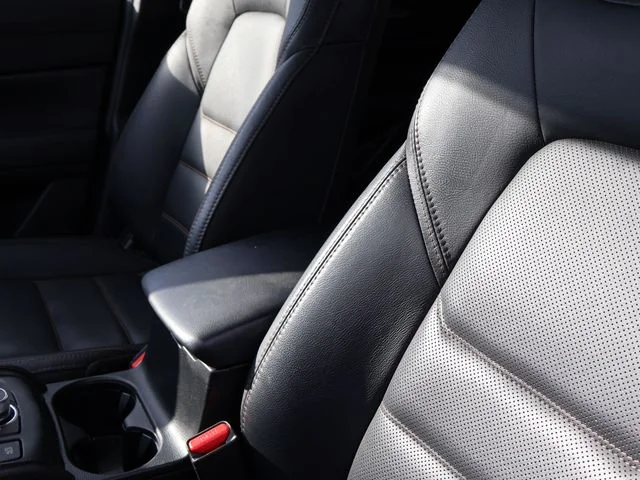 Certified Used 2023 White Mazda 2.5 S Preferred Package image 11