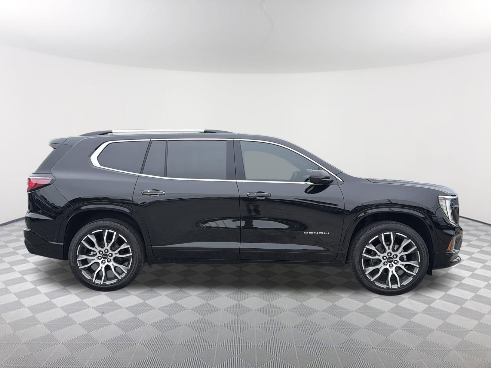 2026 GMC Acadia Denali Ultimate - Photo 6