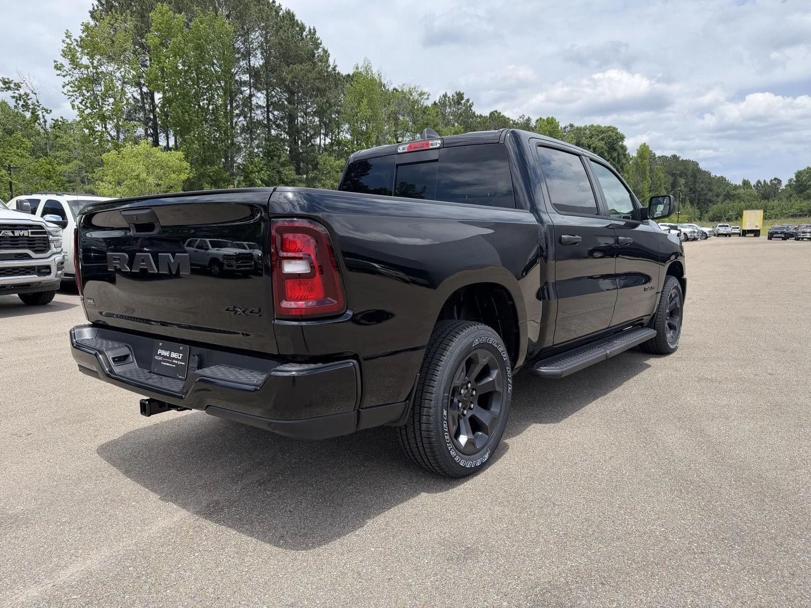 New 2026 Diamond Black Crystal Pearl-Coat Exterior Paint RAM Express image 6