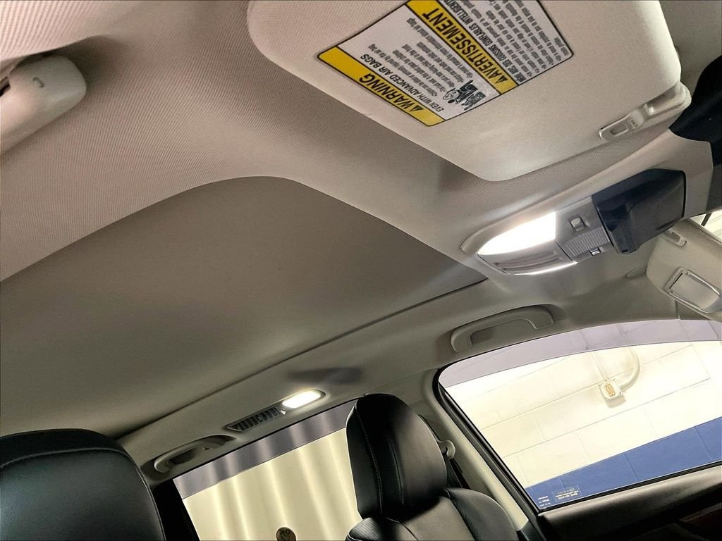 Used 2023  Subaru Touring image 23