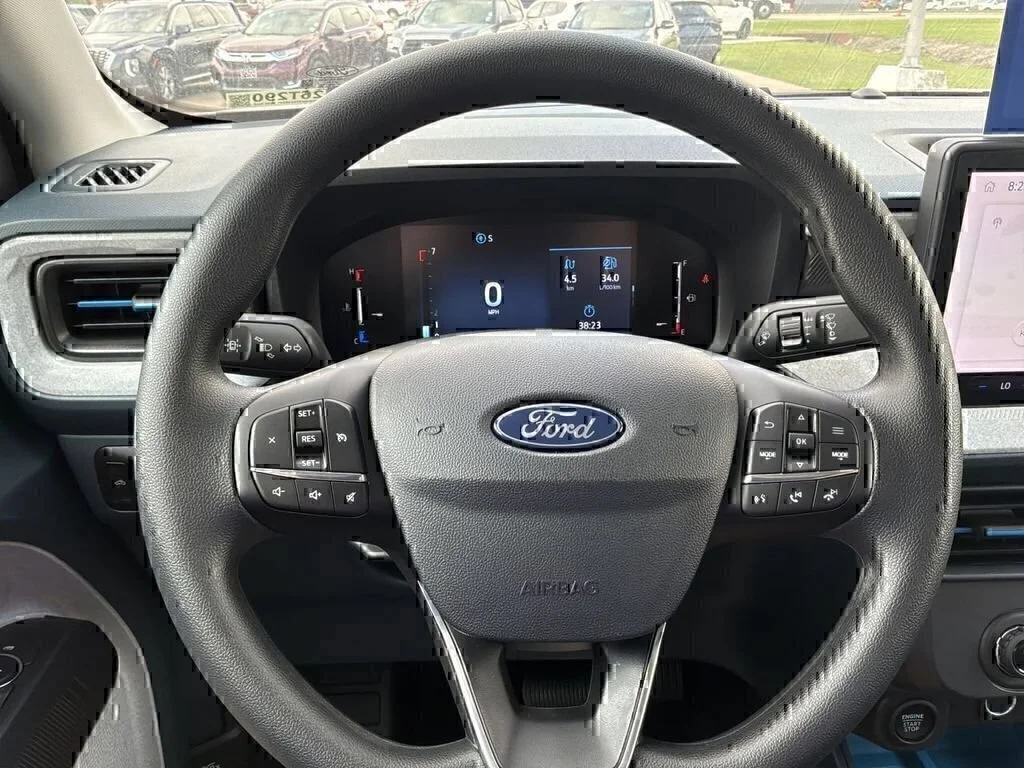 New 2026 Oxford White Ford XLT image 13