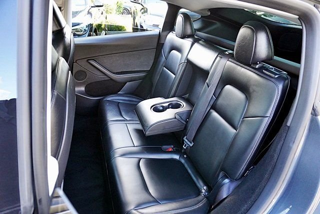 Used 2023  Tesla Long Range image 17