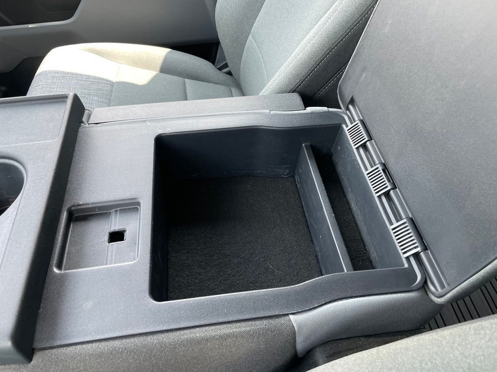 Used 2023 Gray Ford XLT image 45