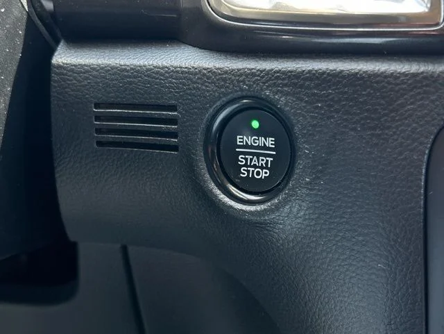 Used 2019 Magnetic Ford Lariat image 46