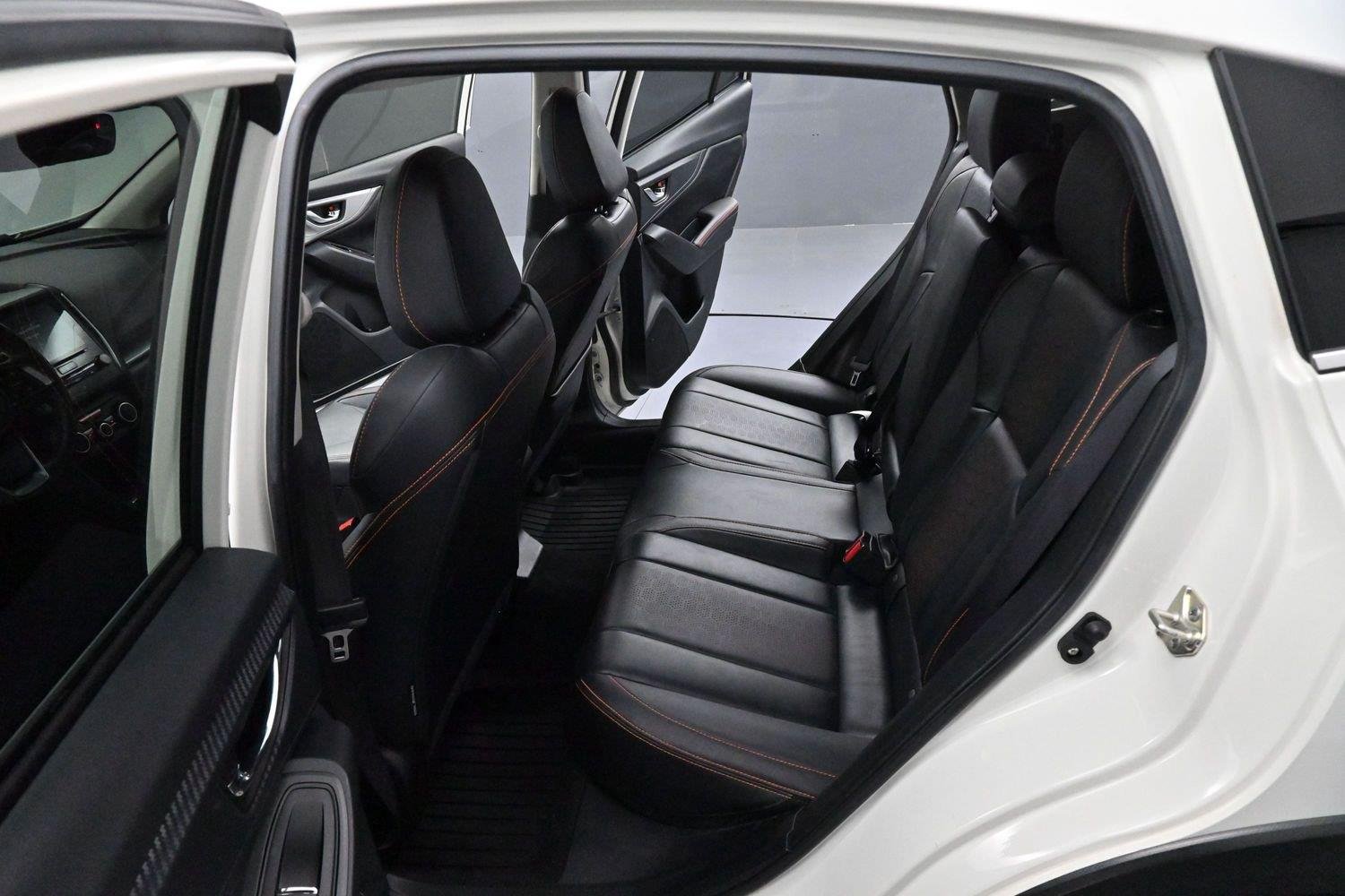 Used 2022 Crystal White Pearl Subaru Limited image 29