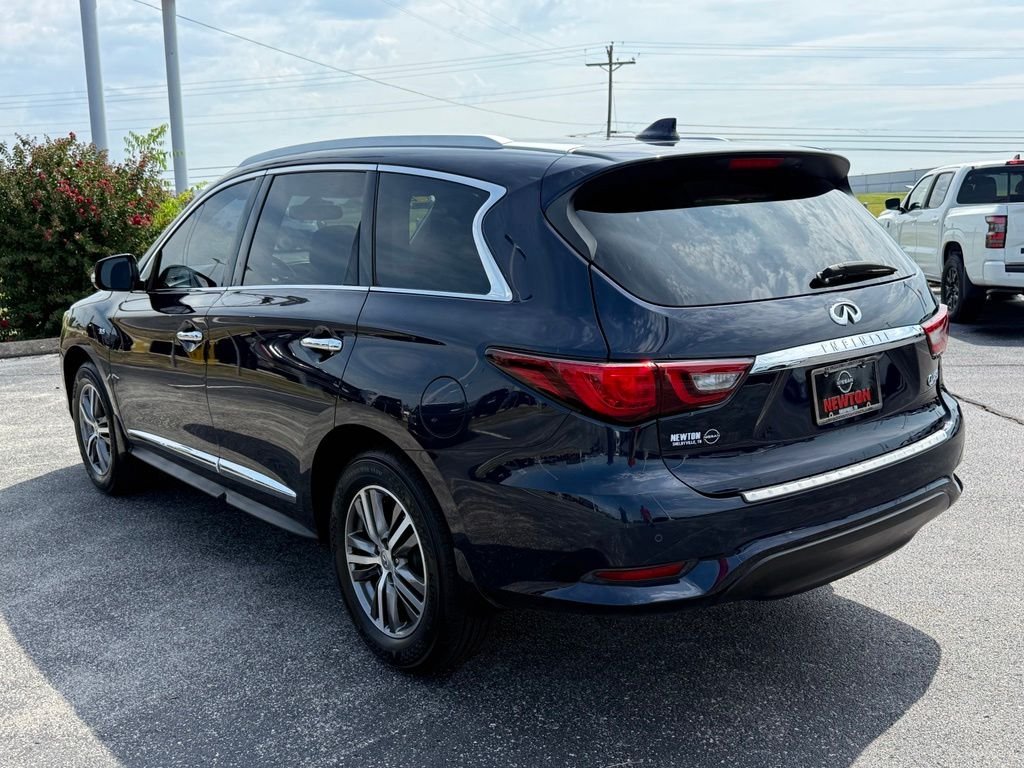 Used 2020 Blue INFINITI LUXE image 38