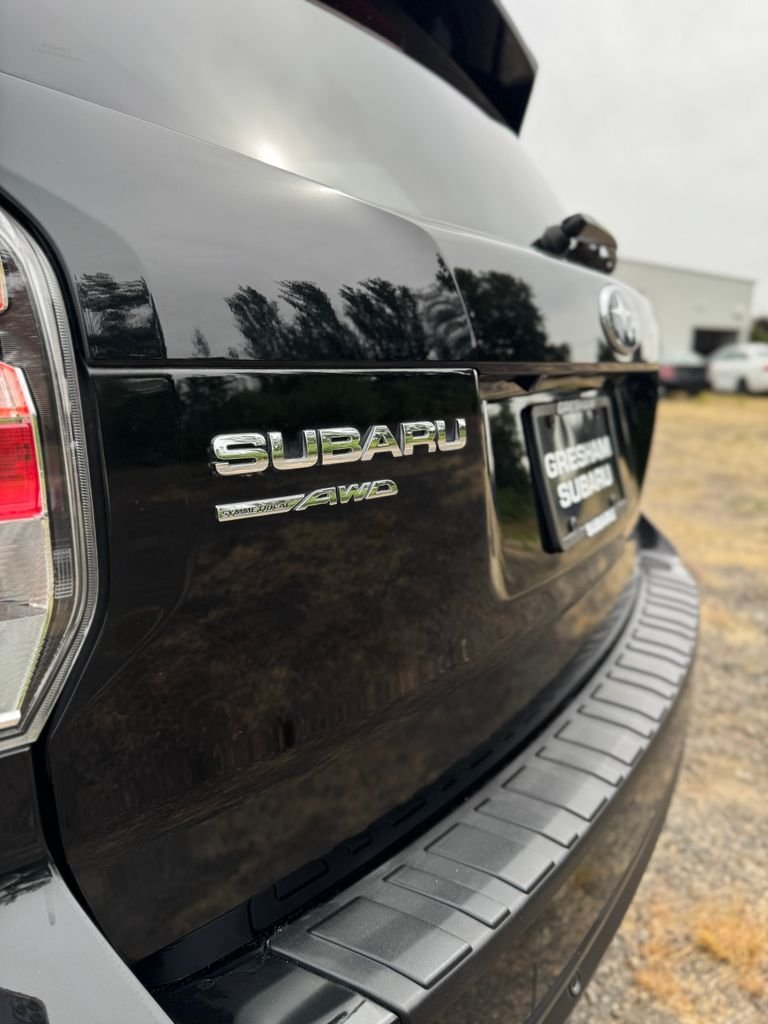 Used 2018 Crystal Black Silica Subaru 2.5i Limited image 39