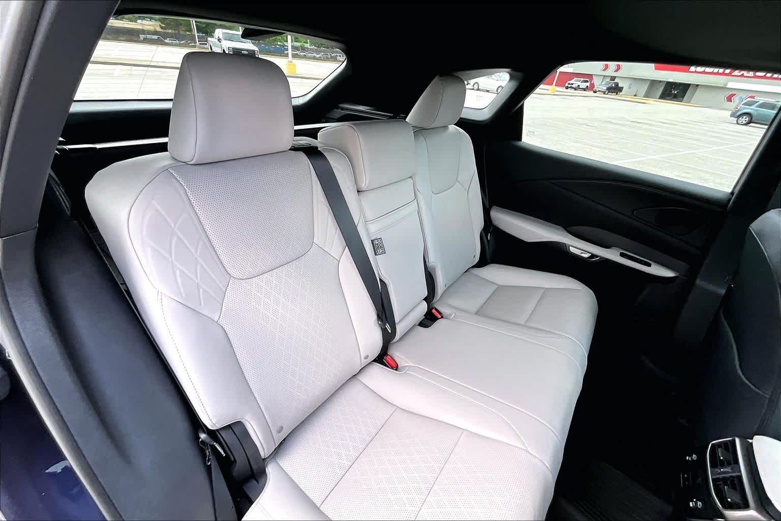 Used 2025 Nightfall Mica Lexus Premium Plus image 20