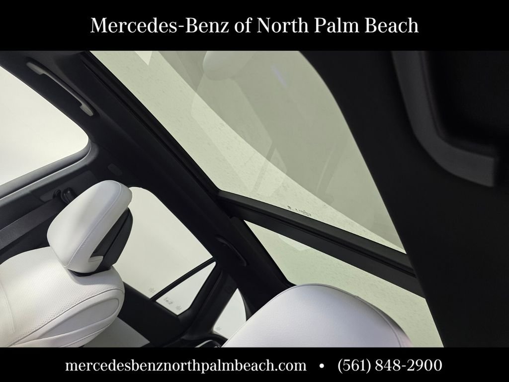 New 2026 Graphite Grey Metallic Mercedes-Benz GLC 300 image 10